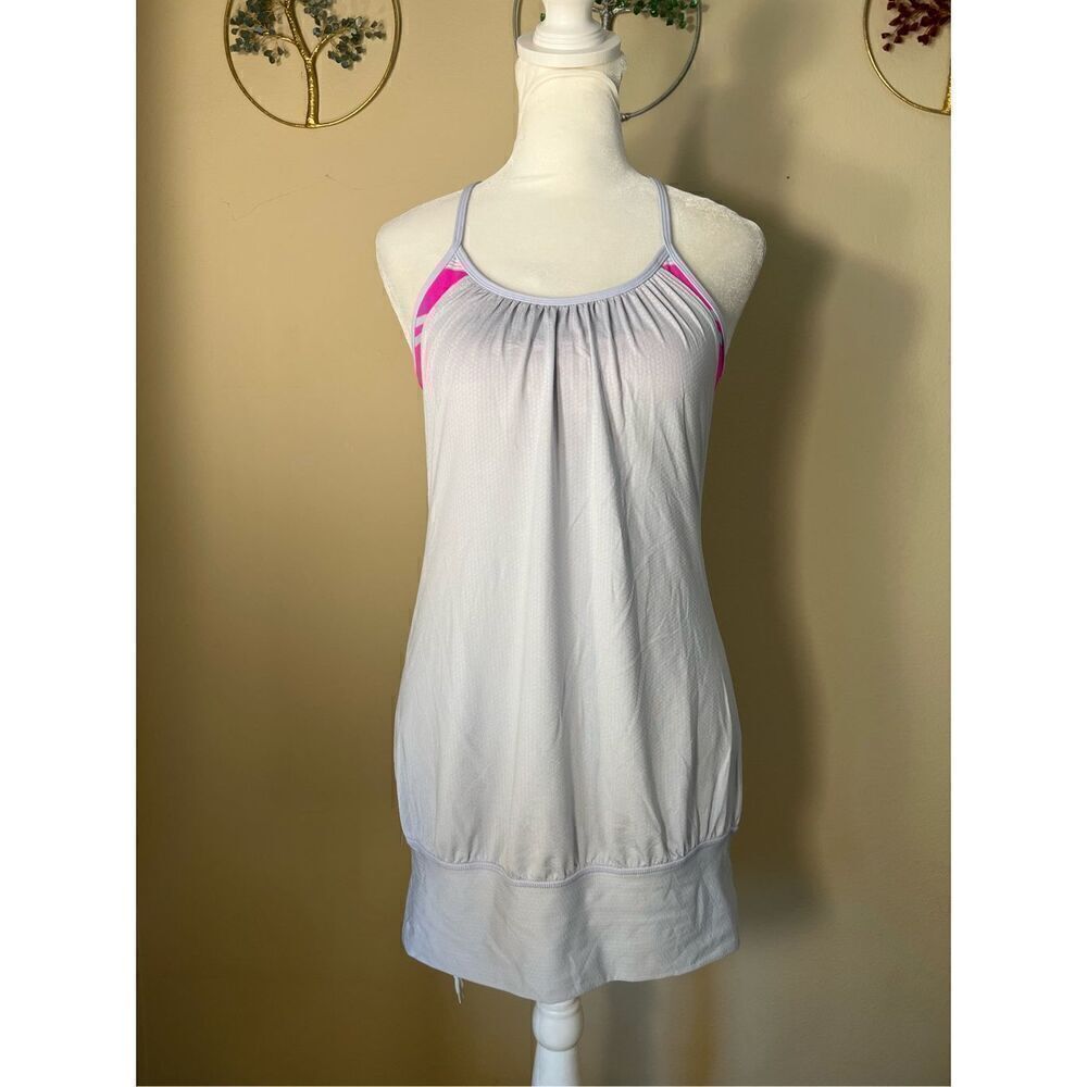 Lululemon No Limits Gray Pink Cool Breeze Groovy Stripe Multi Size 4